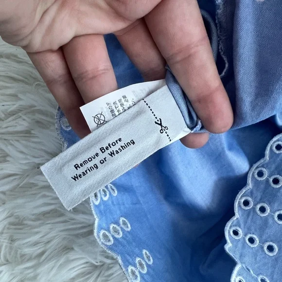 J. Crew Blue White Eyelet Embroidered Sleeveless Chambray Tank - Size 6 - Picture 5 of 8